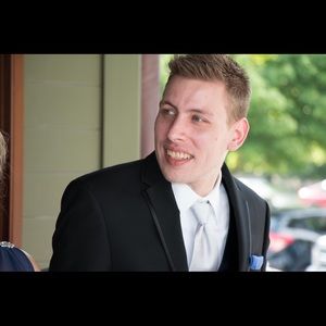 Meet your Posher, Evan